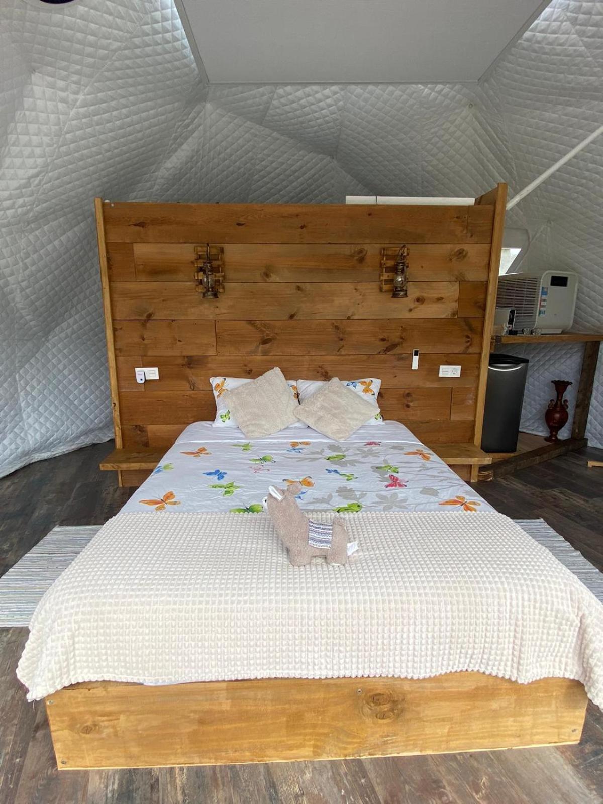 Glamping Quintana Hotel Хихон Екстериор снимка
